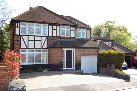 4 bedroom detached house for sale, Tilney Drive, Buckhurst Hill, IG9