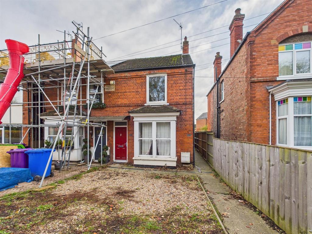 174 London Road Photos (7).jpg