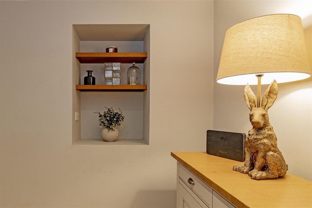 Reception Room-1.jpg