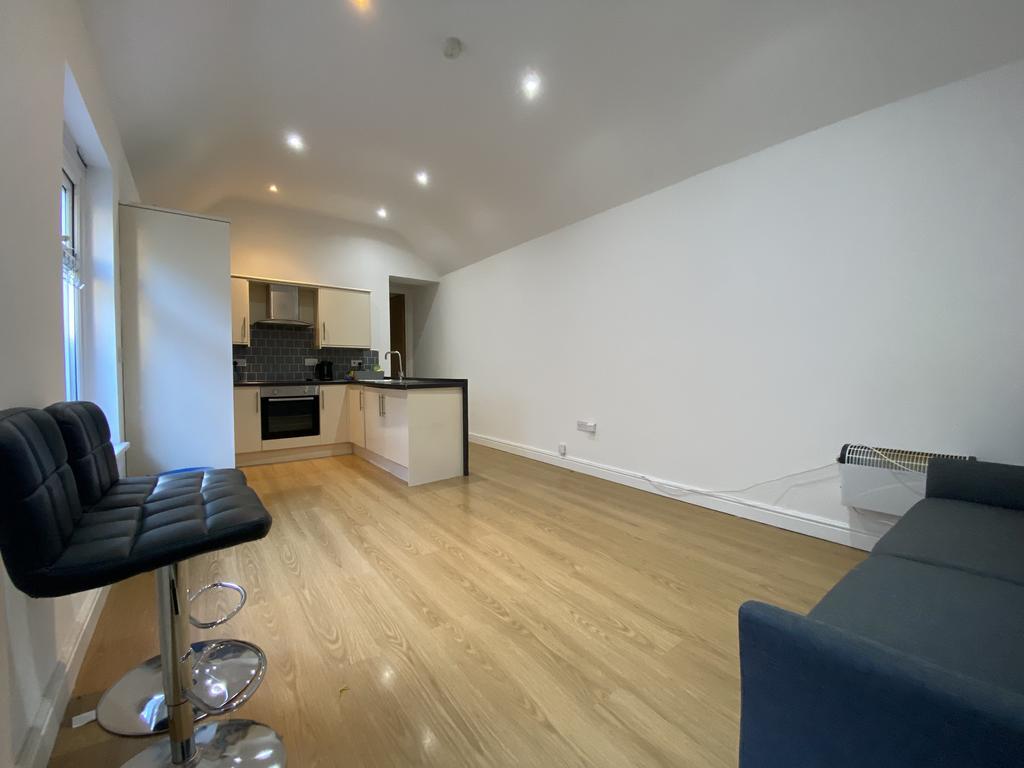 Lounge Kitchen-angle2