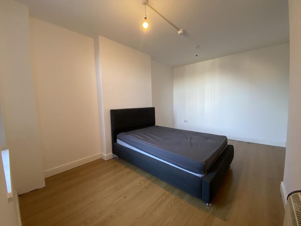 Bedroom-angle2