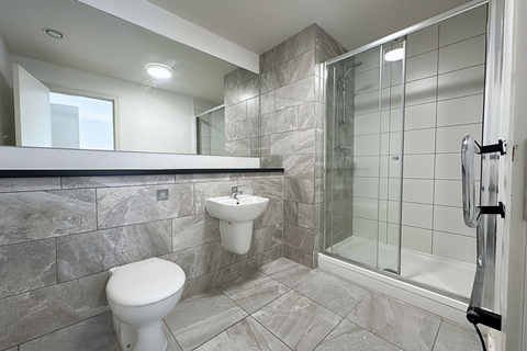2 bedroom apartment to rent, Slater Place, Liverpool L1