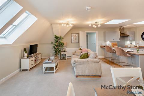 2 bedroom apartment for sale, Westpole Avenue, Barnet
