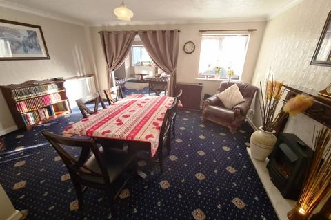 undefined, Mills Farm Close, Oldham