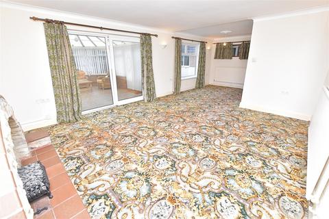 4 bedroom detached bungalow for sale, Louth Road, Grimsby DN33