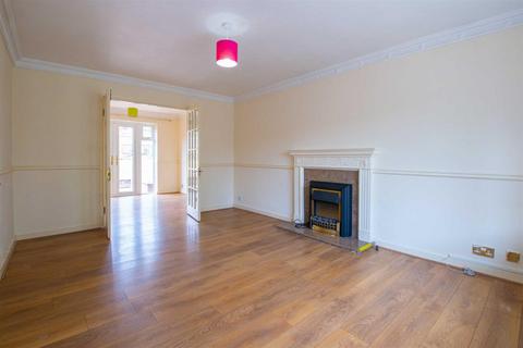 undefined, Sheldon Court, GREAT HOLM