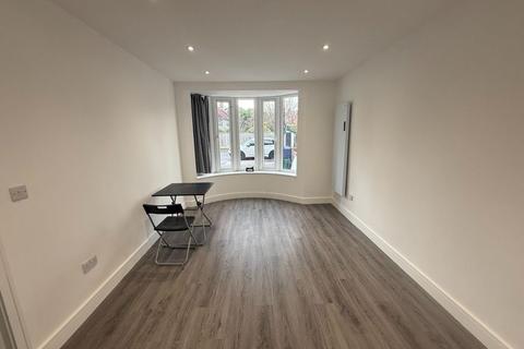 undefined, Lynton Road, London