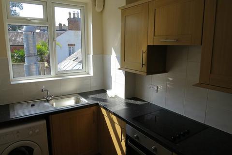 3 bedroom flat to rent, Cowley Road