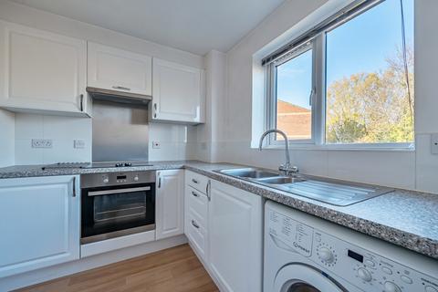 undefined, Lowestoft Drive, Slough, Berkshire