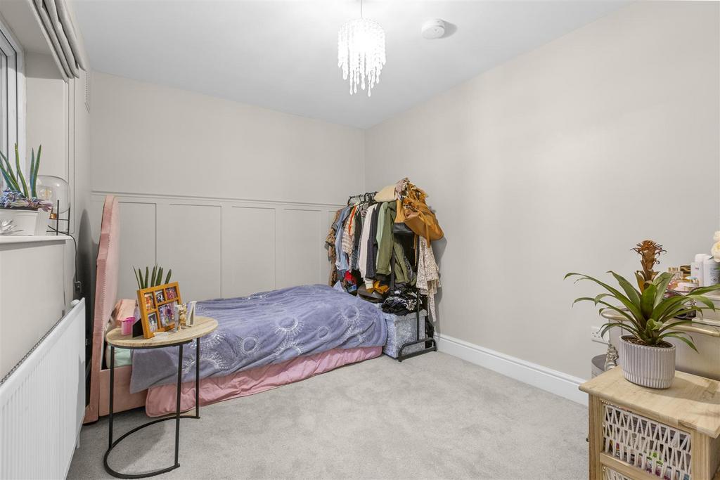 40 Rosebery Ave, HP13 7 AL-13.jpg