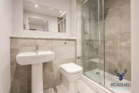 undefined, Luton LU1