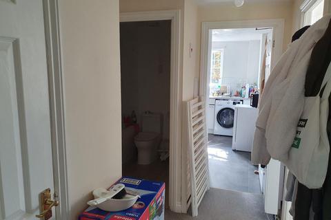 undefined, Harbury Court, Newbury, Berkshire