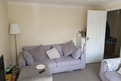 undefined, Harbury Court, Newbury, Berkshire