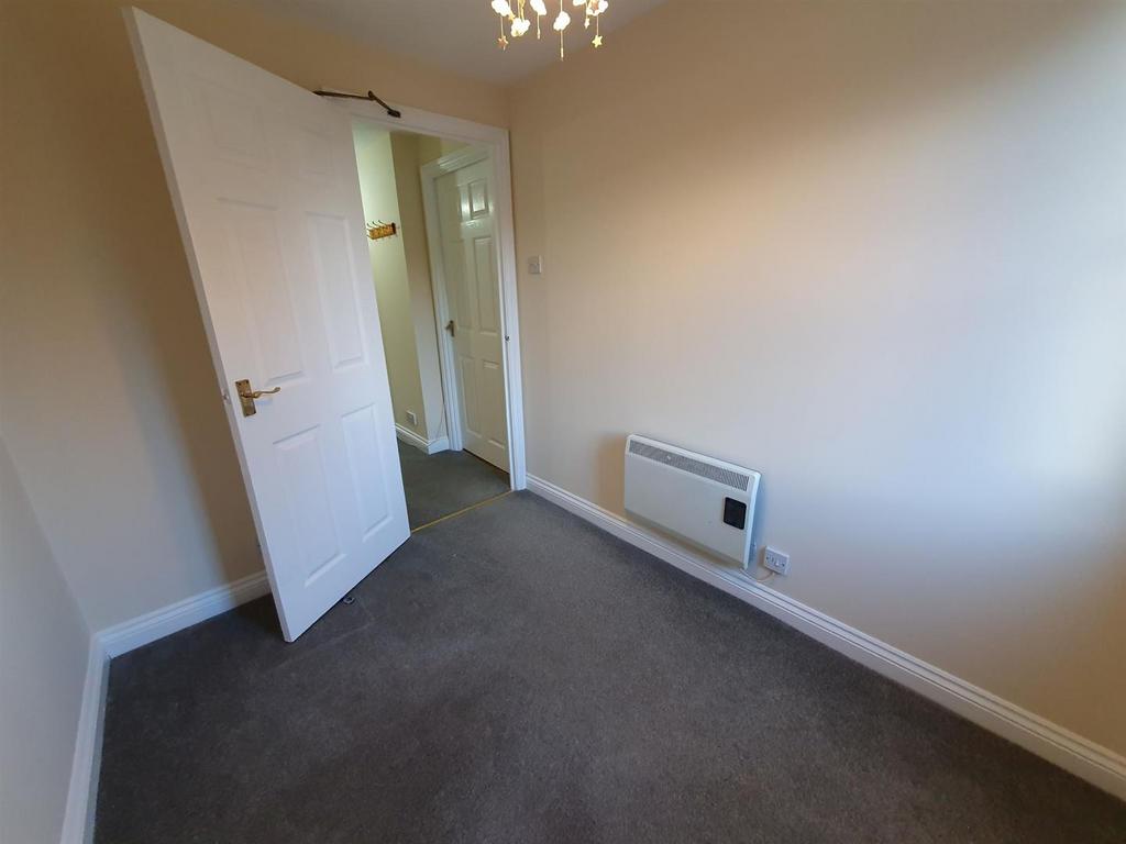 Bedroom 2 to door.jpg
