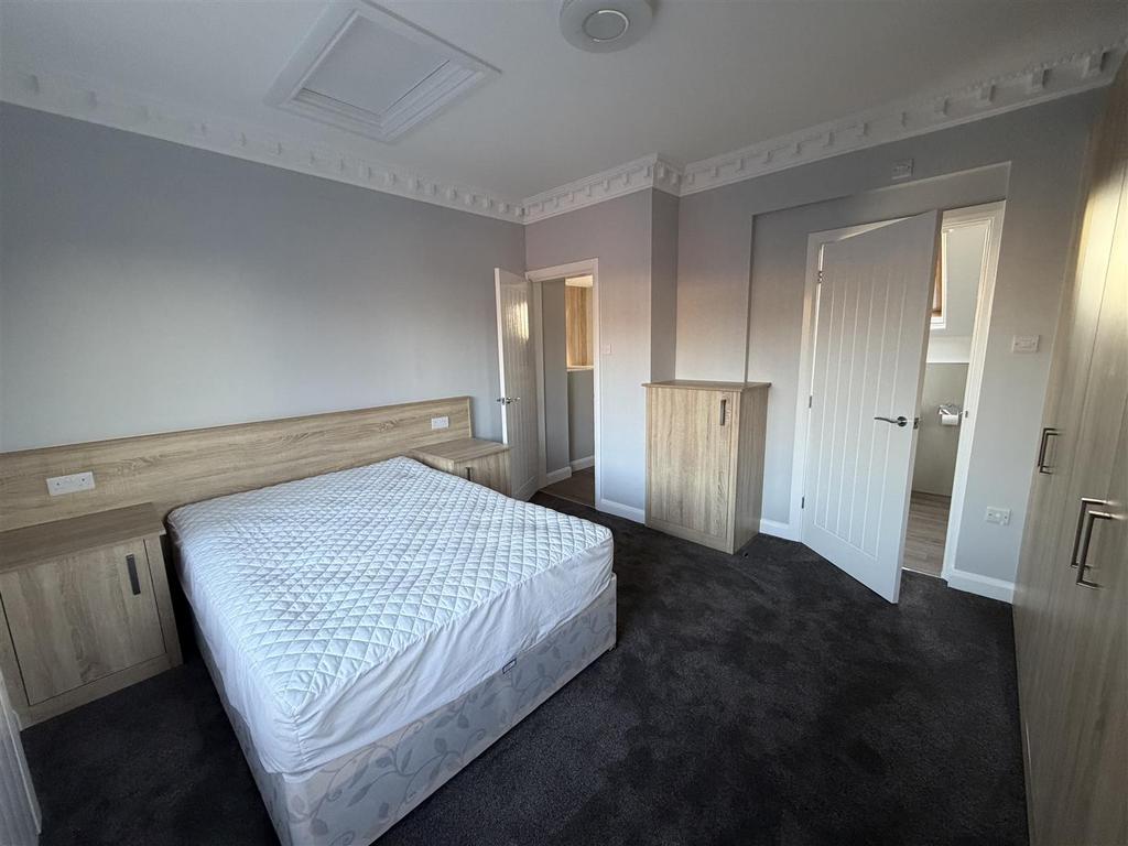Flat 1 Bedroom