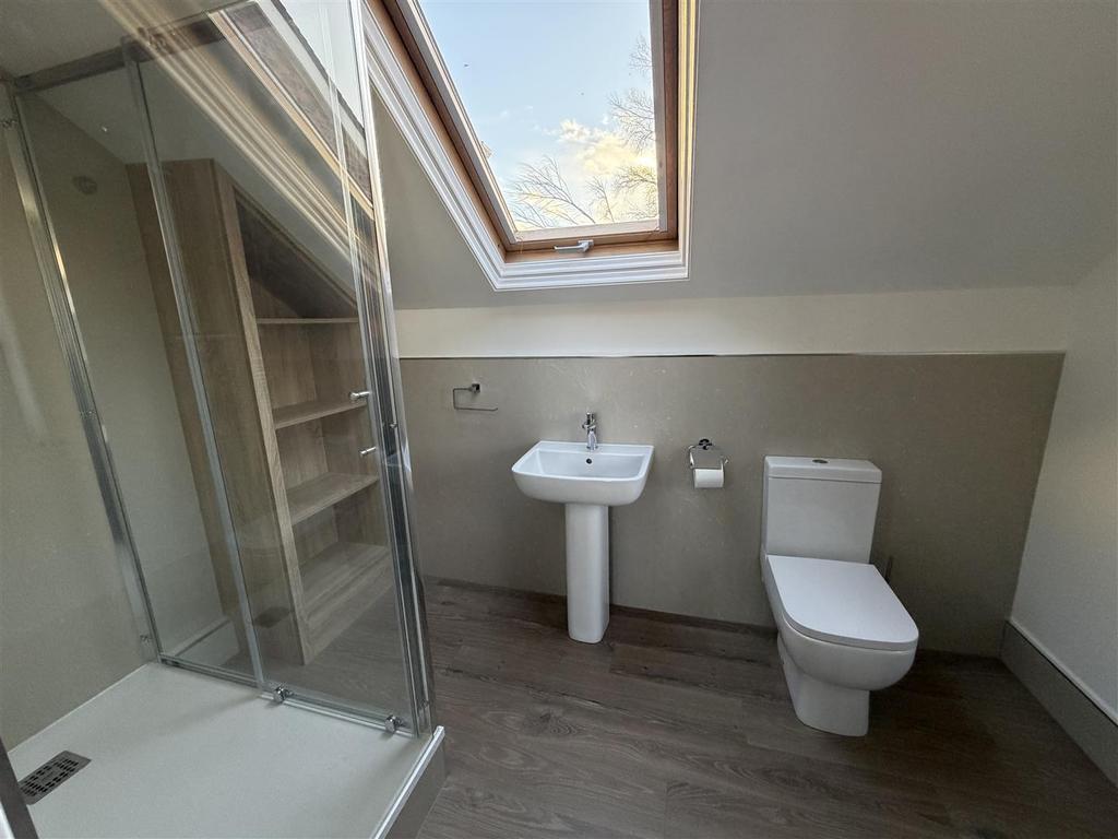 Flat 1 Shower room