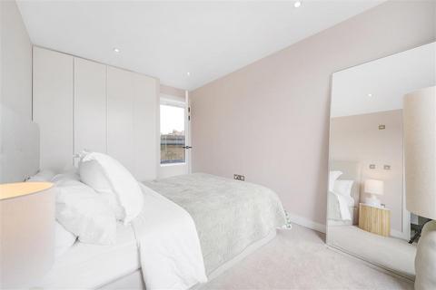 2 bedroom flat for sale, Silvester Road, SE22