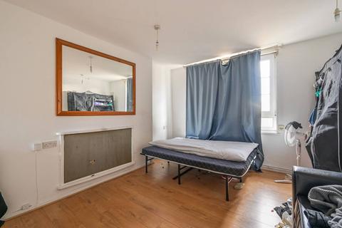 undefined, Boyd Street, Tower Hamlets, London, E1