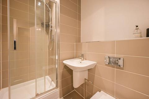 2 bedroom flat for sale, Graciosa Court, Harford Street, Stepney, London, E1