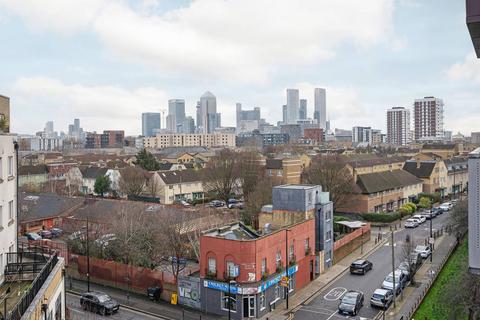 2 bedroom flat for sale, Harford Street, Stepney, London, E1