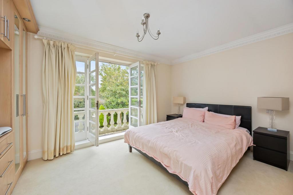 Master bedroom, balcony