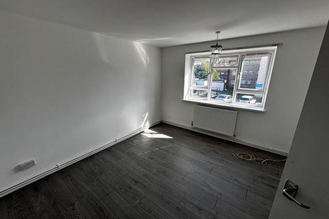 undefined, St Edmunds Road, London N9