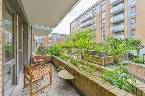 1 bedroom flat to rent, Robsart Street, Brixton, London, SW9