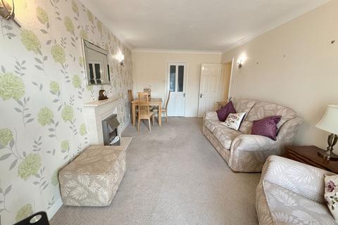 2 bedroom flat for sale, Whitegates, Wilmslow Road