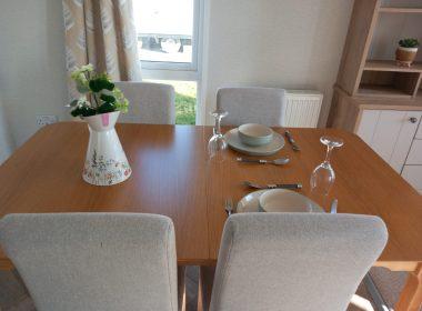 02 Willerby Kingswood Dining 1 Scaled R420atxa2q1u
