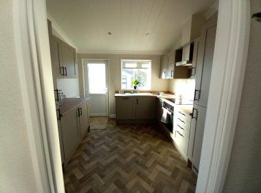 02 Willerby Kingswood Kitchen 3 Scaled R420c31j6rr