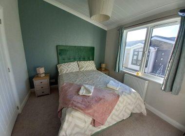 02 Willerby Kingswood Bedroom Scaled R420bid30ezbc