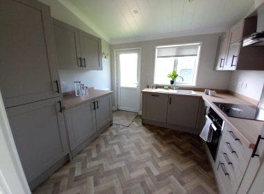 02 Willerby Kingswood Kitchen 1 Scaled R4209hzie68