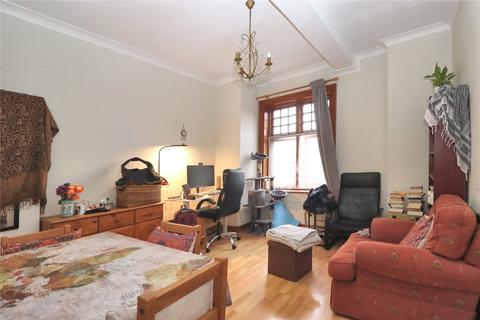 1 bedroom flat for sale, Wych Hill Rise, Surrey GU22