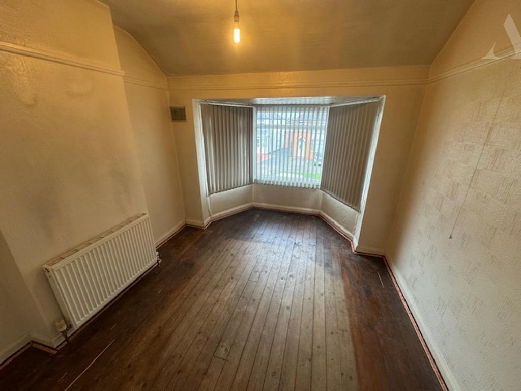 46 Millington Road Bedroom 1.jpeg
