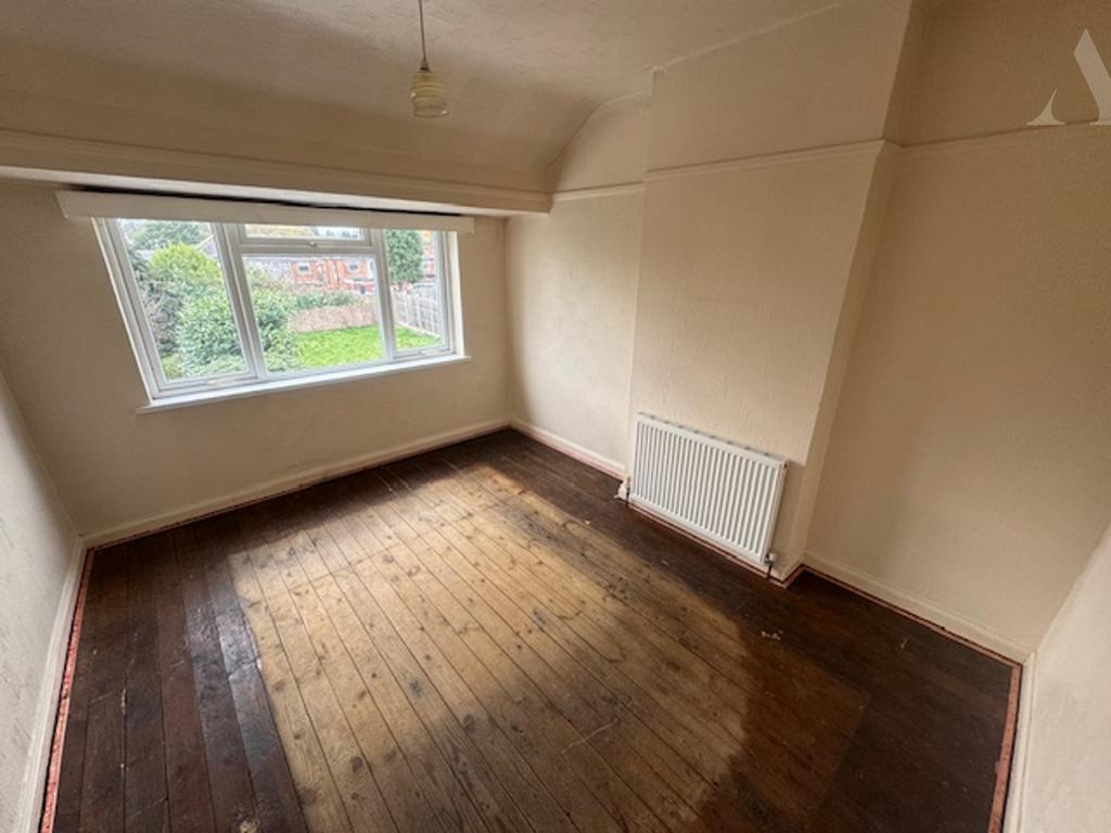 46 Millington Road Bedroom 2.jpeg