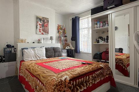 undefined, Nine Elms Lane, Park Village