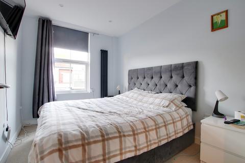2 bedroom flat for sale, WEST STREET, FAREHAM