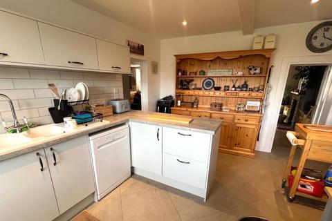 6 bedroom property for sale, High Street, Alderney