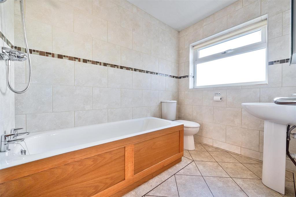 Family bathroom