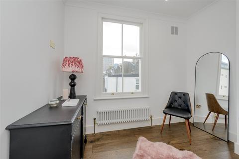 2 bedroom apartment to rent, Portobello Road, London W10