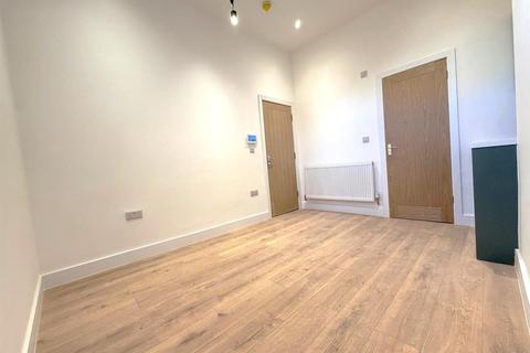 undefined, Coombe Lane, London