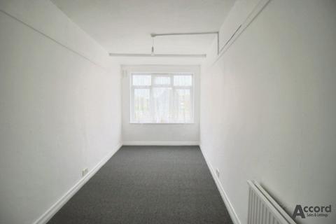 undefined, Eastern Avenue East, Romford, RM1