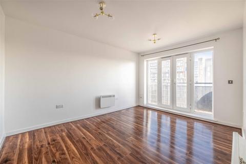 2 bedroom apartment for sale, Aspects Court, Slough