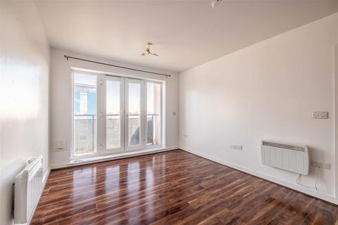 2 bedroom apartment for sale, Aspects Court, Slough