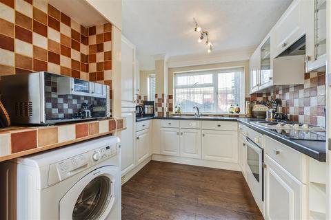 undefined, Pilgrims Way, Andover
