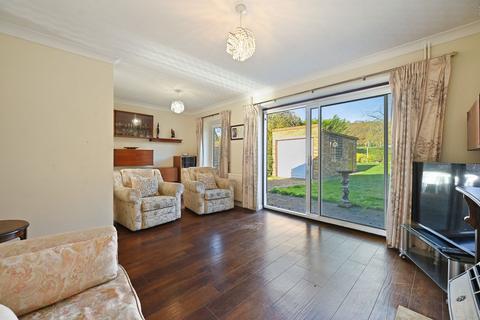 2 bedroom semi-detached bungalow for sale, Wood Rise, Pinner, HA5