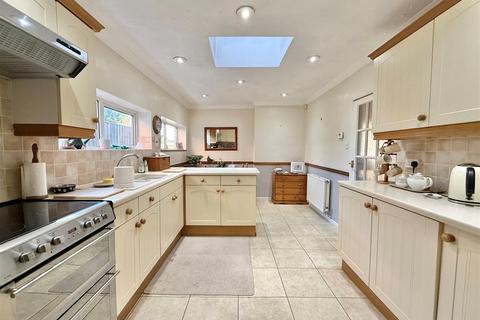 undefined, Manor Abbey Road, Halesowen