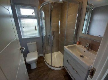 Omar Image Bathroom Qcxo5gqjf22ary8tztvy5yn9y7nm4l