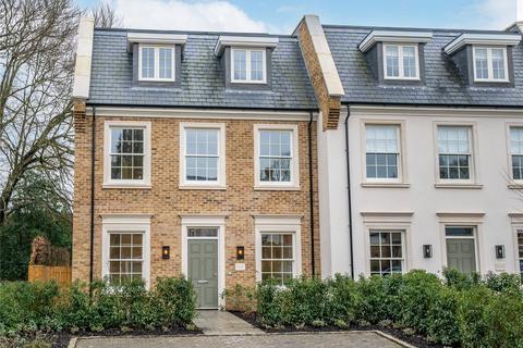 4 bedroom semi-detached house for sale, Langham Place, Winchester, Hampshire, SO22