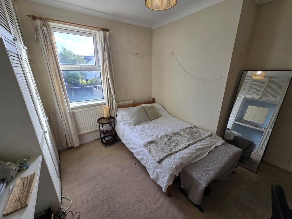 First floor middle b